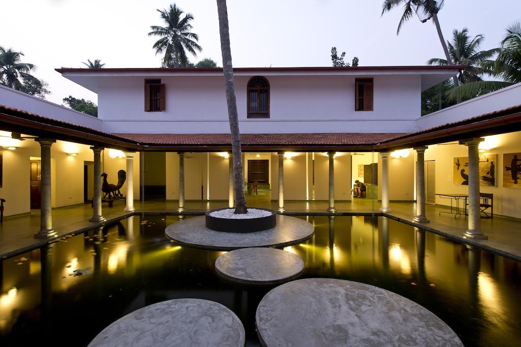 Purity At Lake Vembanad Mararikulam Exterior photo
