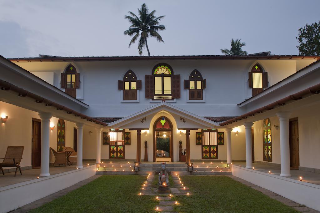 Purity At Lake Vembanad Mararikulam Exterior photo