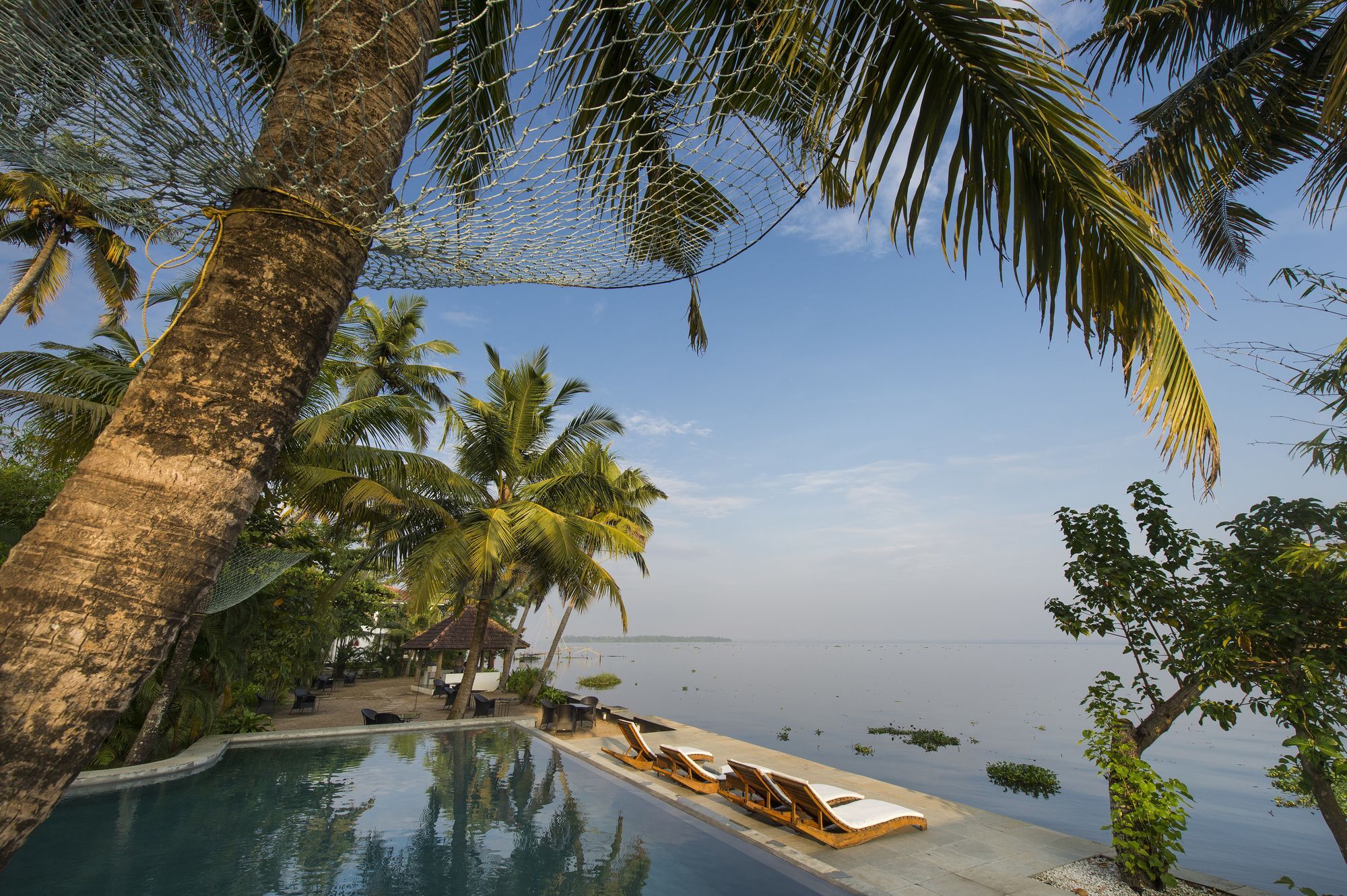 Purity At Lake Vembanad Mararikulam Exterior photo
